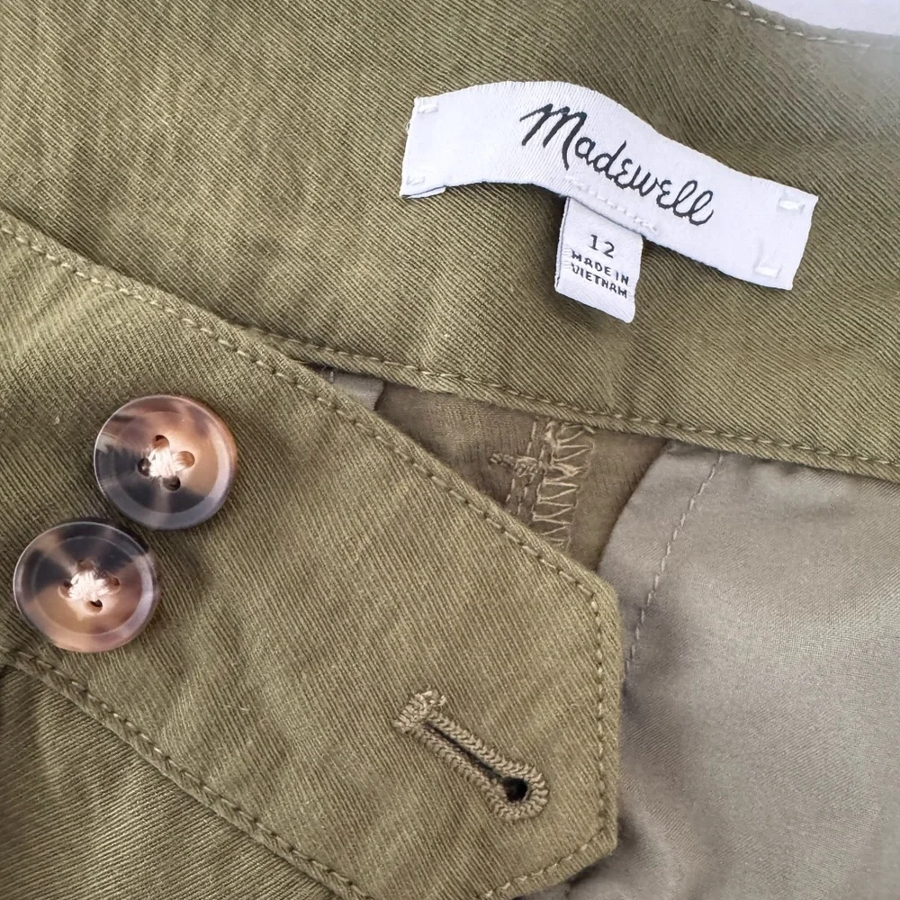Madewell Olive Green Cropped Pants - Picture 4 of 8